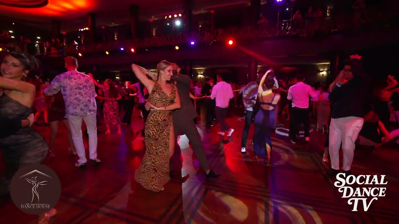 Mido & Alina - Salsa Social Dancing ⭐ Back 2 Mambo ⭐