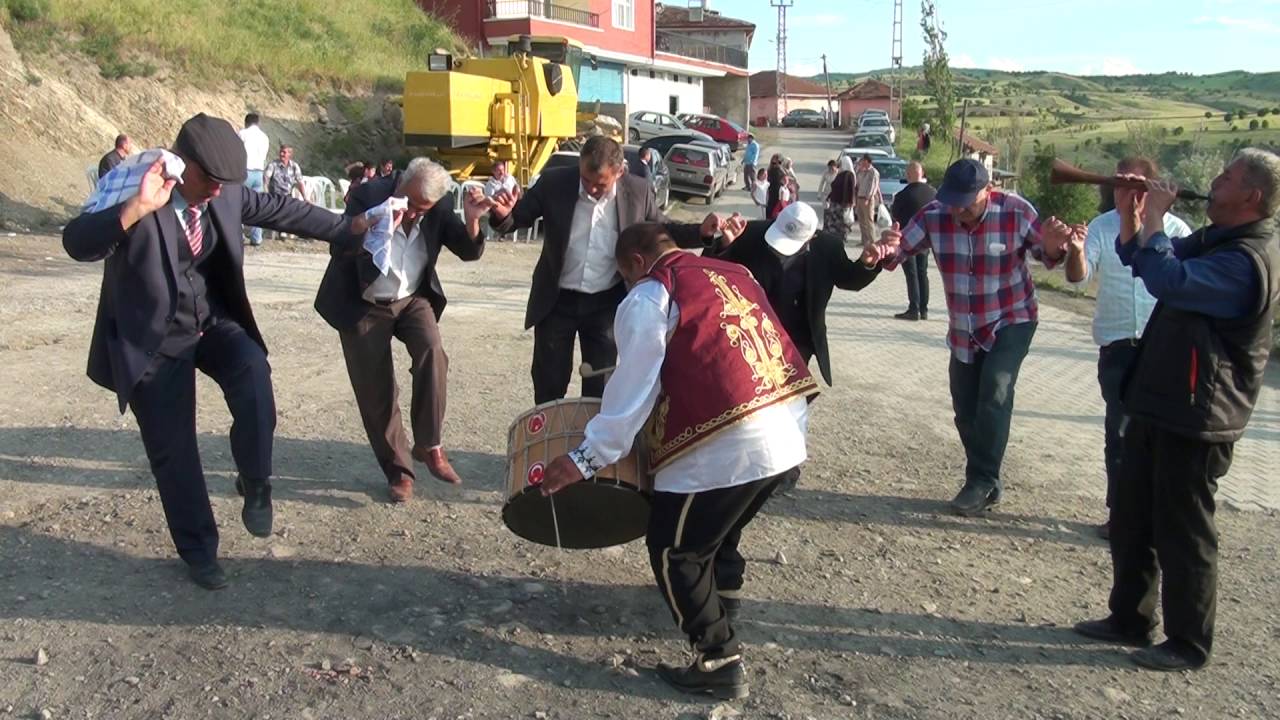 Ankara Kalecik Koyunbaba köyü halay