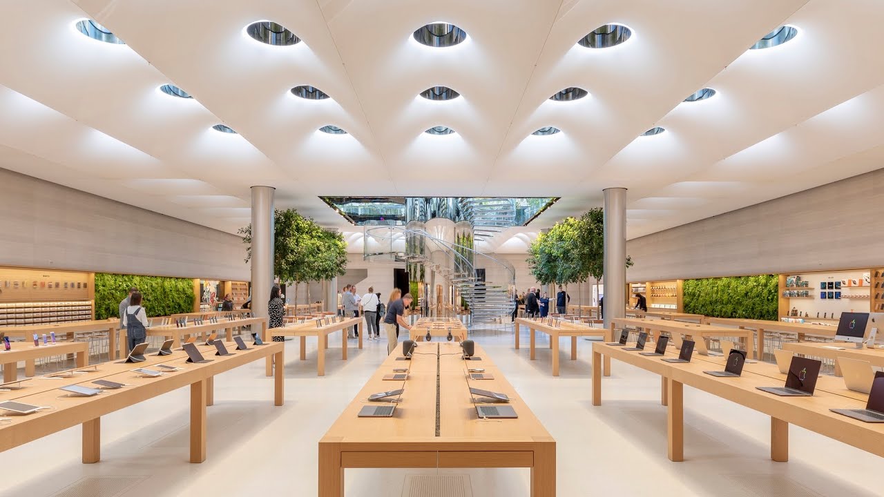 Apple Store Fifth Ave, New York City FLAGSHIP STORE (4K)