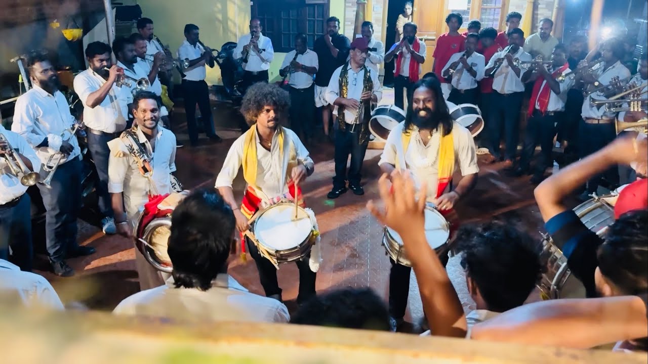 Urvashi Urvashi | Kaadhalan Movie Song | Ragadeepam Mundathikode 🥁🎺😍🔥
