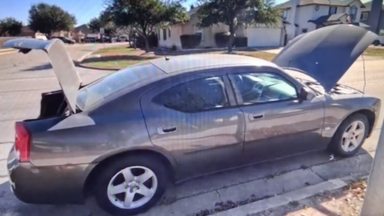 Dodge Charger - Как завести двигатель с помощью пусковых проводов