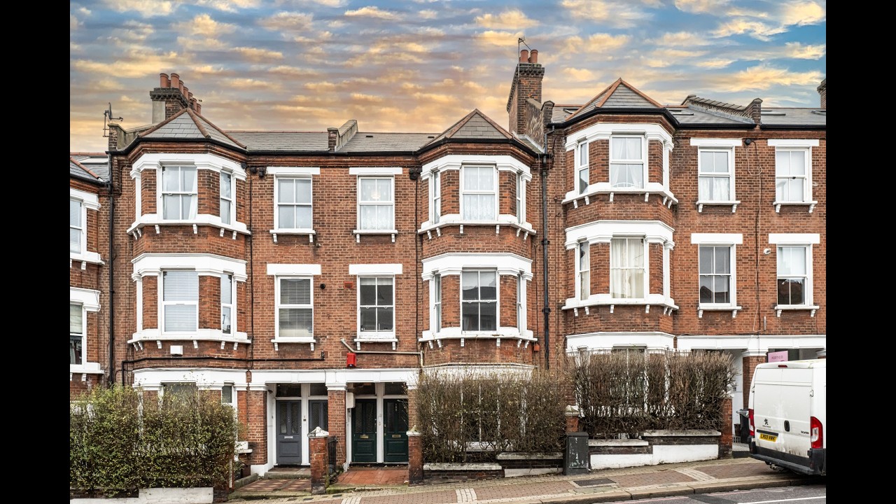 Latchmere Road, SW11 - TO LET