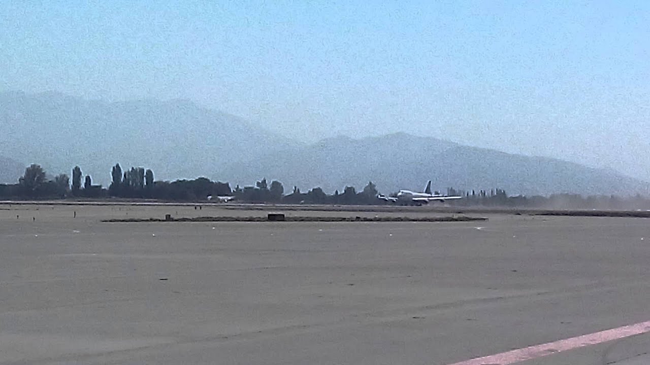 Ed force one despegue desde Santiago de Chile