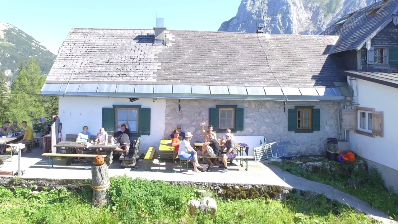 Am Hochkogelhaus !  27. August 2016  Da, wo da Reitinger Andi aufgspüt hod !