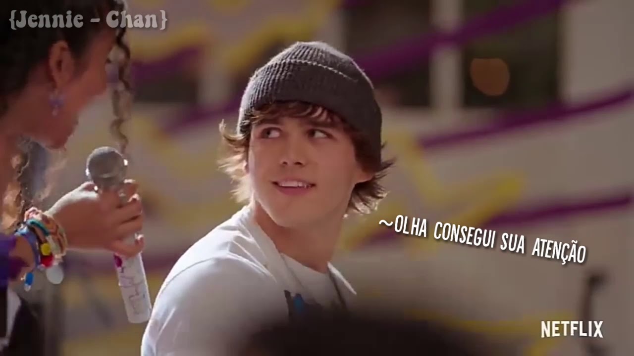 Luke rendido pela Julie +bônus