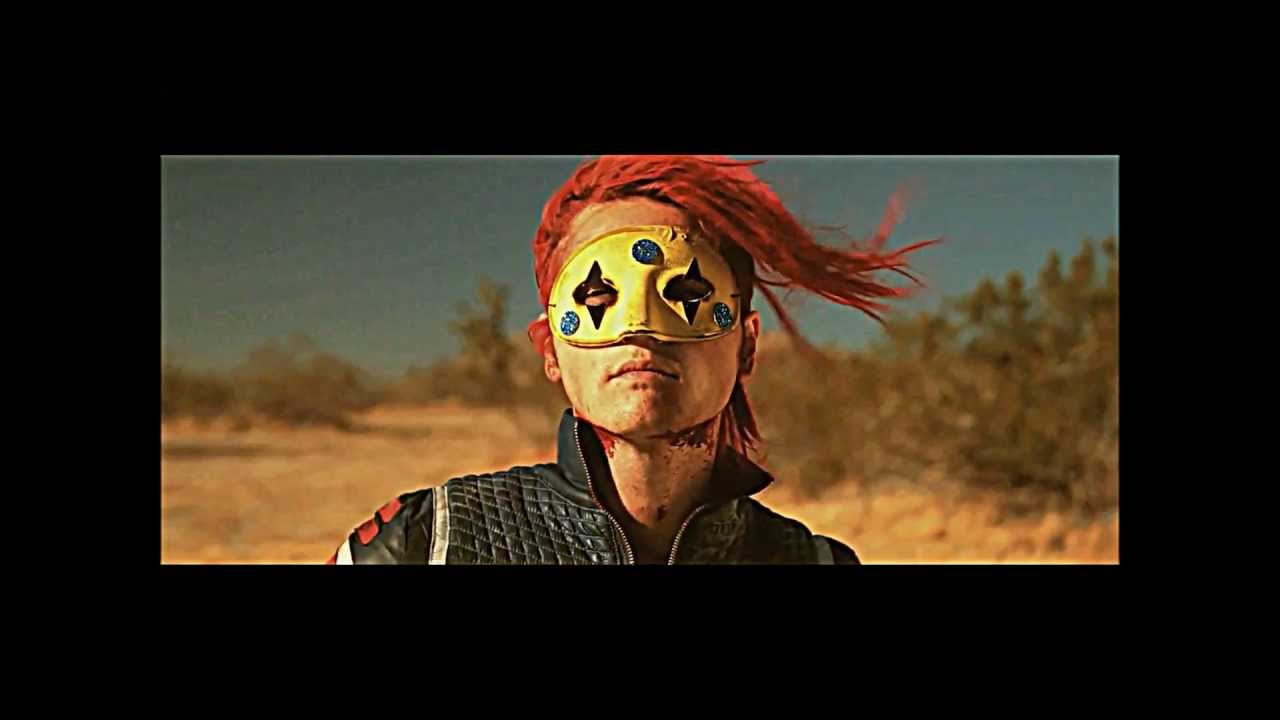 My Chemical Romance- cute/sexy moments in the music video from 'Na Na Na'
