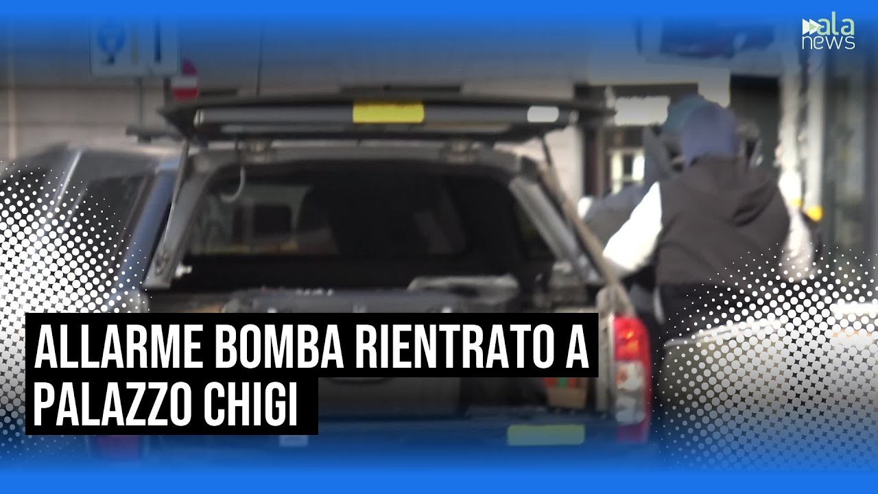 Palazzo Chigi, allarme bomba rientrato: l'intervento degli artificieri