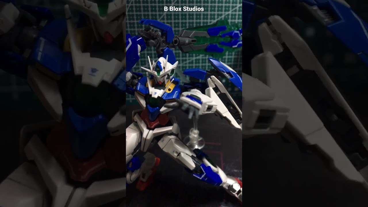 Gundam OO Qan[T] with GN Butter Sword RG 1/144 Model 