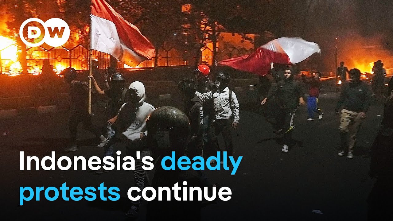 Indonesia: Violent rioting continues with three people confirmed dead | DW News