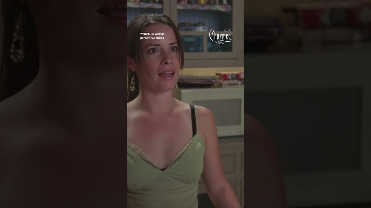 Oooh, Leo is jealous of Piper's date! #charmed | Where to watch: para.mt/Charmed