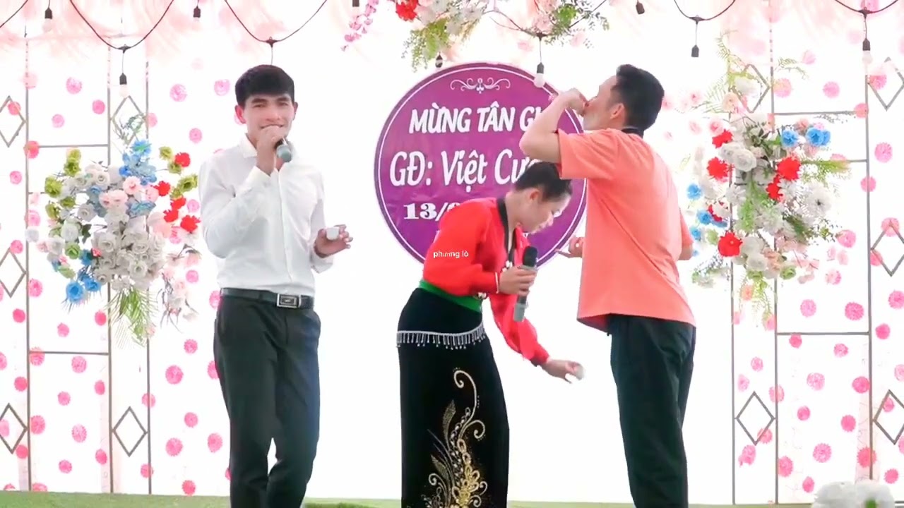 Mặc Cằn Sút chua Phương Lò Cà Chiêu Cove Tại Tân Gia Ót Luông