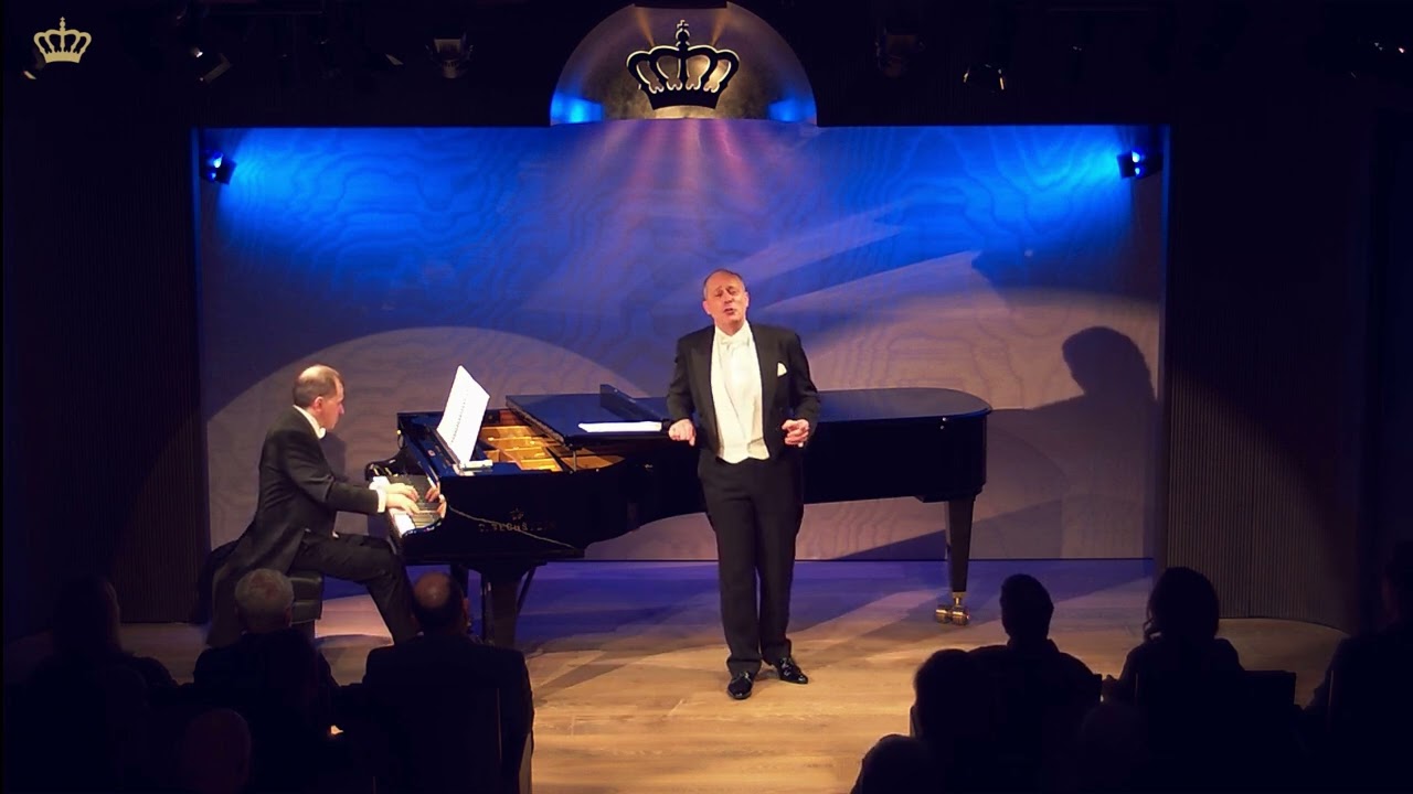 Vieni by Denza. Mark Milhofer, tenor. Marco Scolastra, Piano