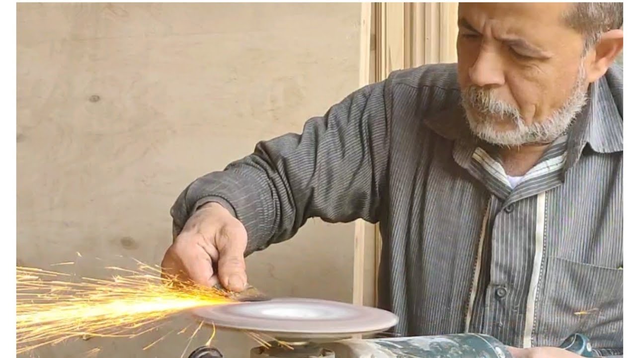 حولت قطعه حديد  كستير للحليا   الخشب تحفه جدا  حليت بيها بروايز خشب