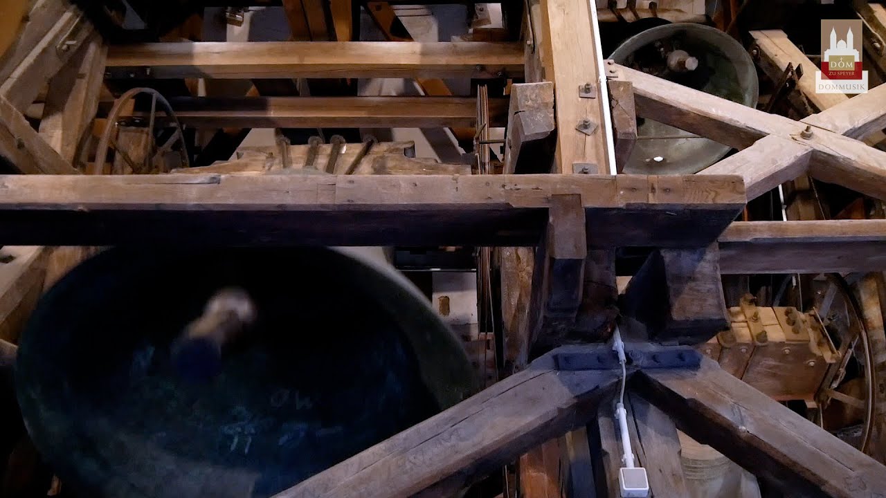 Einläuten des historischen Großgeläutes von 1822 - Dom zu Speyer