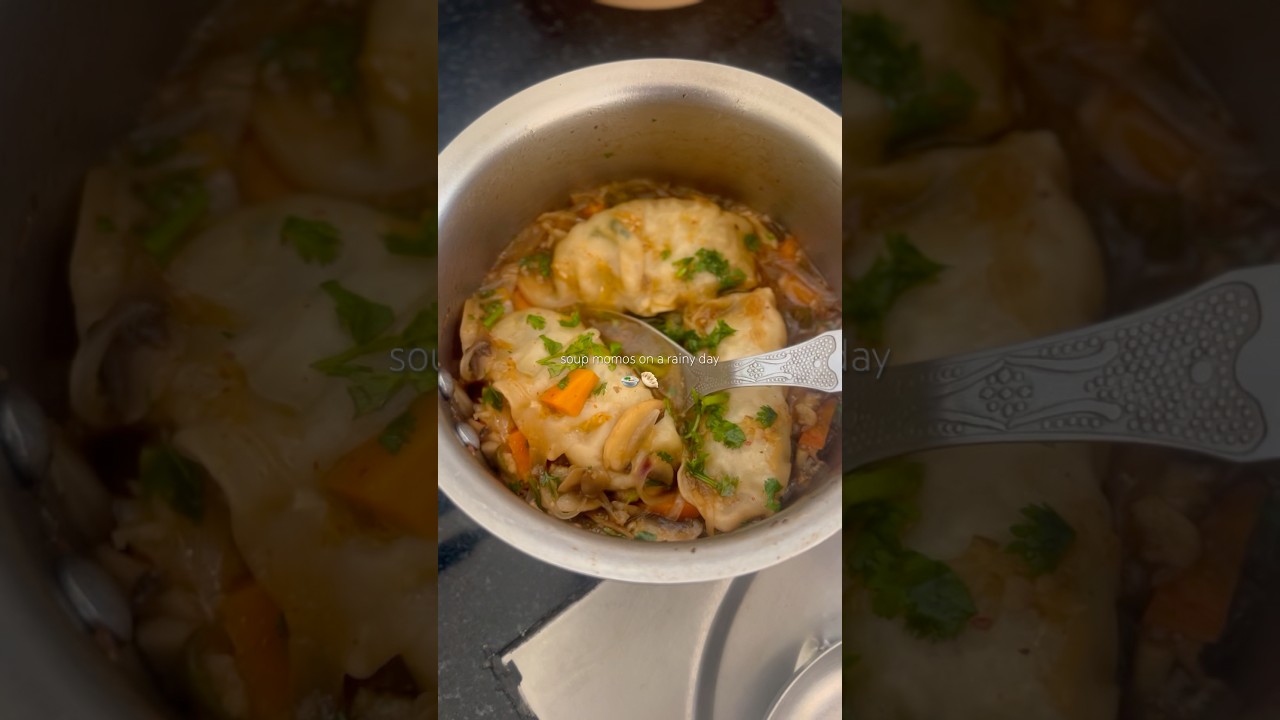 craving &lsquo;Soup Momos&rsquo; on a rainy day 🥬🍜🌧️🥟 #momos #momosrecipe #soup #comfortfood #easyrecipe