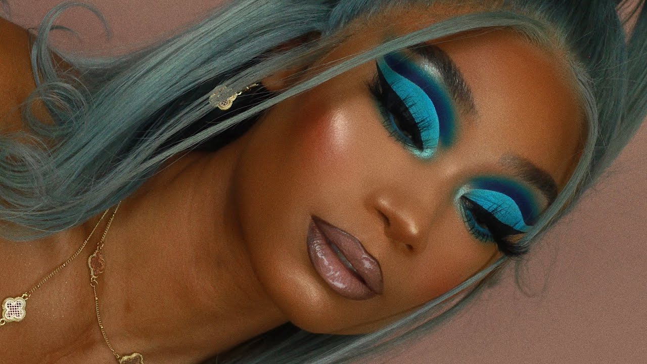 Макияж Summer Walker Baby Blue Cut Crease | MakeupTiffanyJ