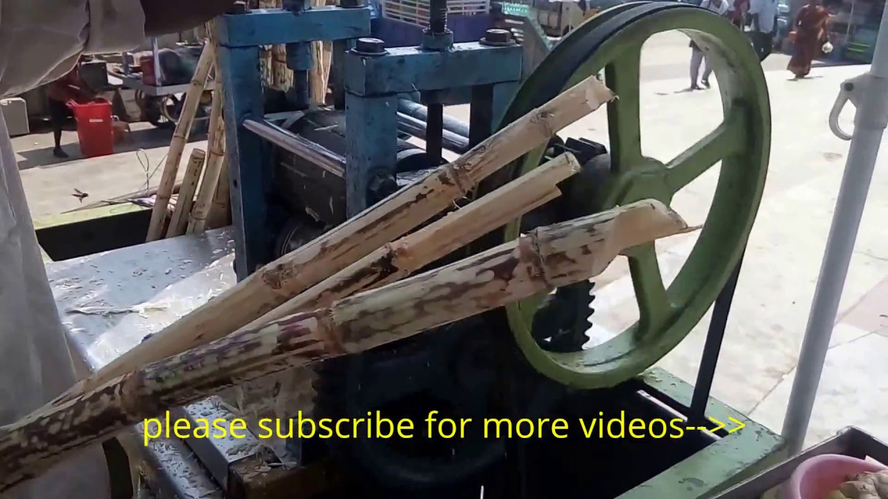 Traditional Sugar Cane Juice With Lime And Ginger || Sugar Cane Juice Making || Street Food India