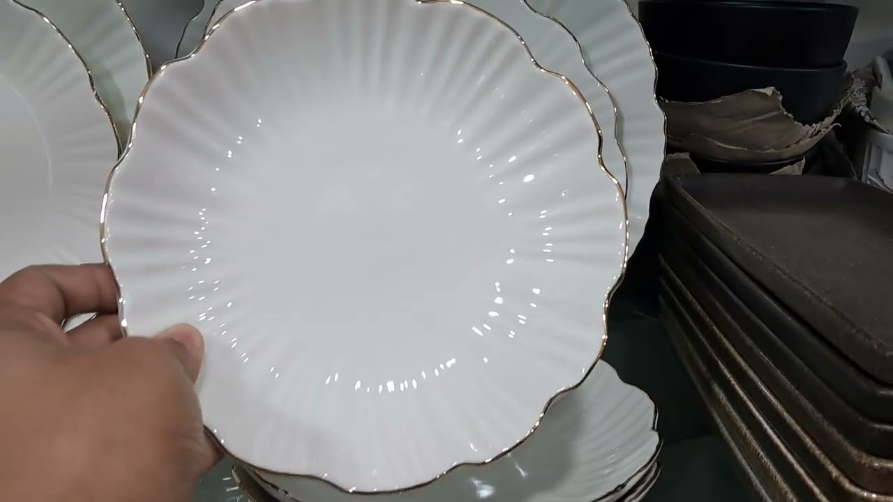 32 pcs dinner set brand paragon ceramics
