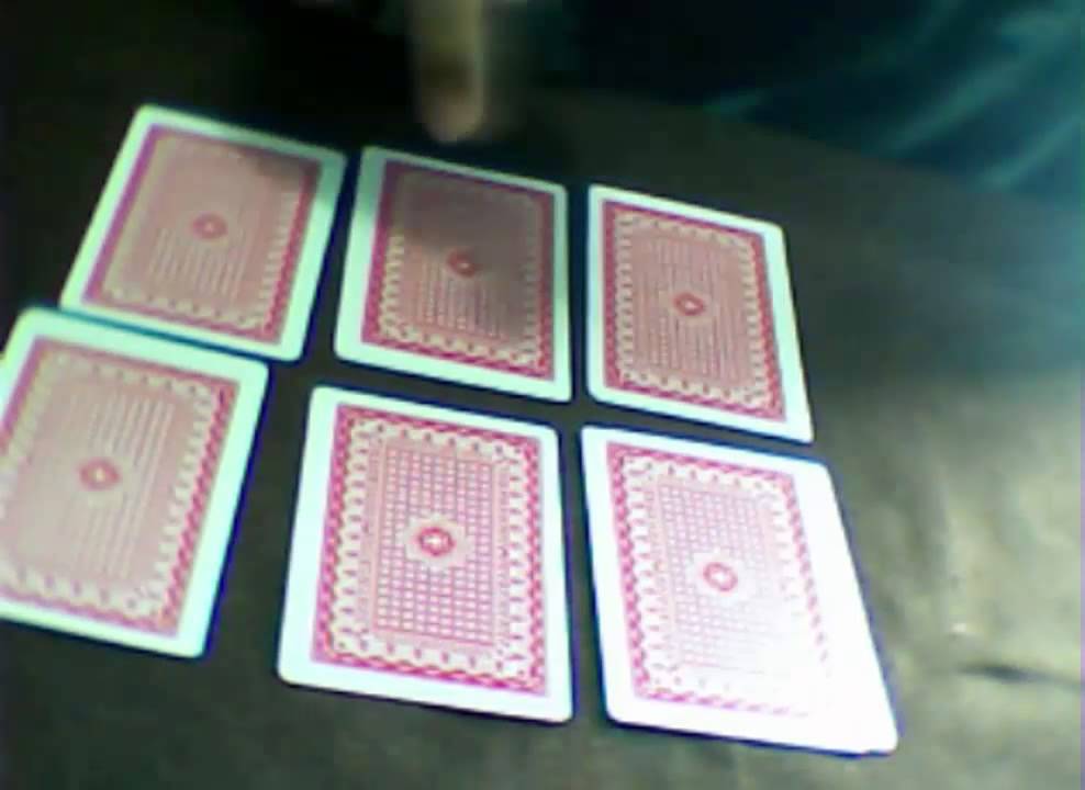 How to play memory card game