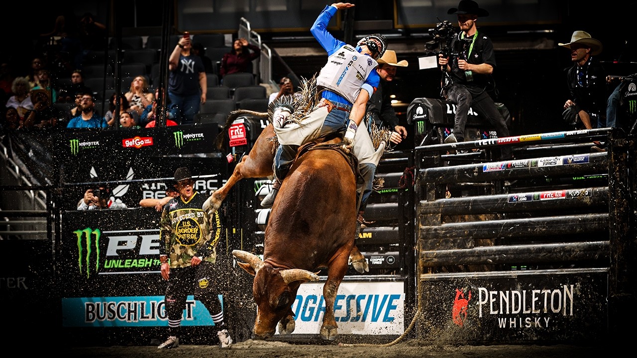 Leandro Zampollo rides I'm a Hostage for 88.65 points | PBR UTB Highlight