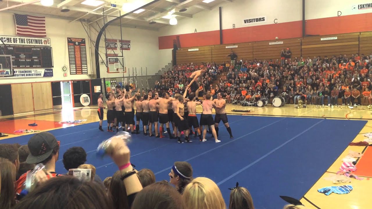 Senior Boys Cheer - EHS Homecoming 2014