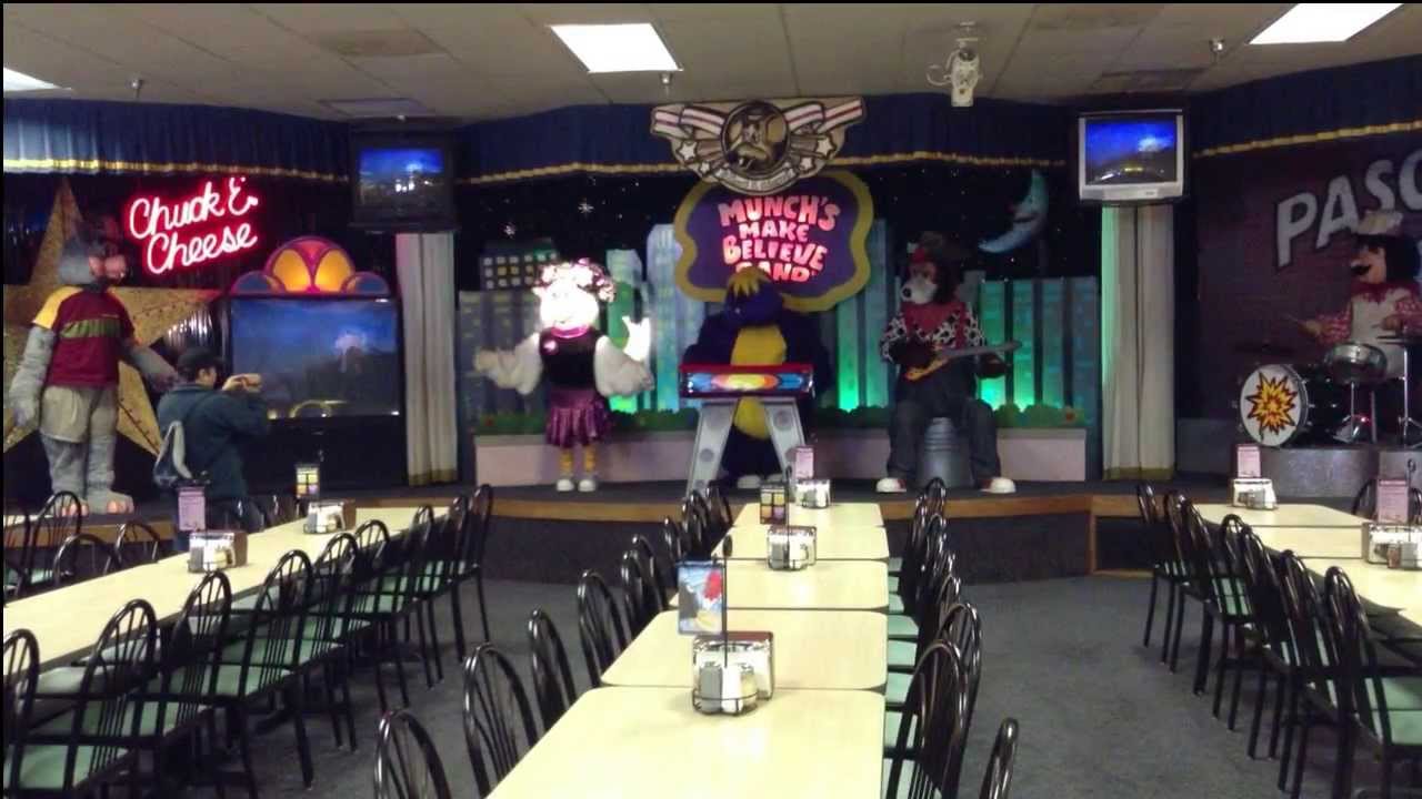 Chuck E. Cheese's January 2014 Show / Segment 4 - Wichita Falls, TX