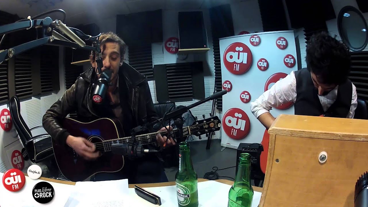 Laurent Lamarca - J'ai Laissé Derrière Moi - Session Acoustique OÜI FM