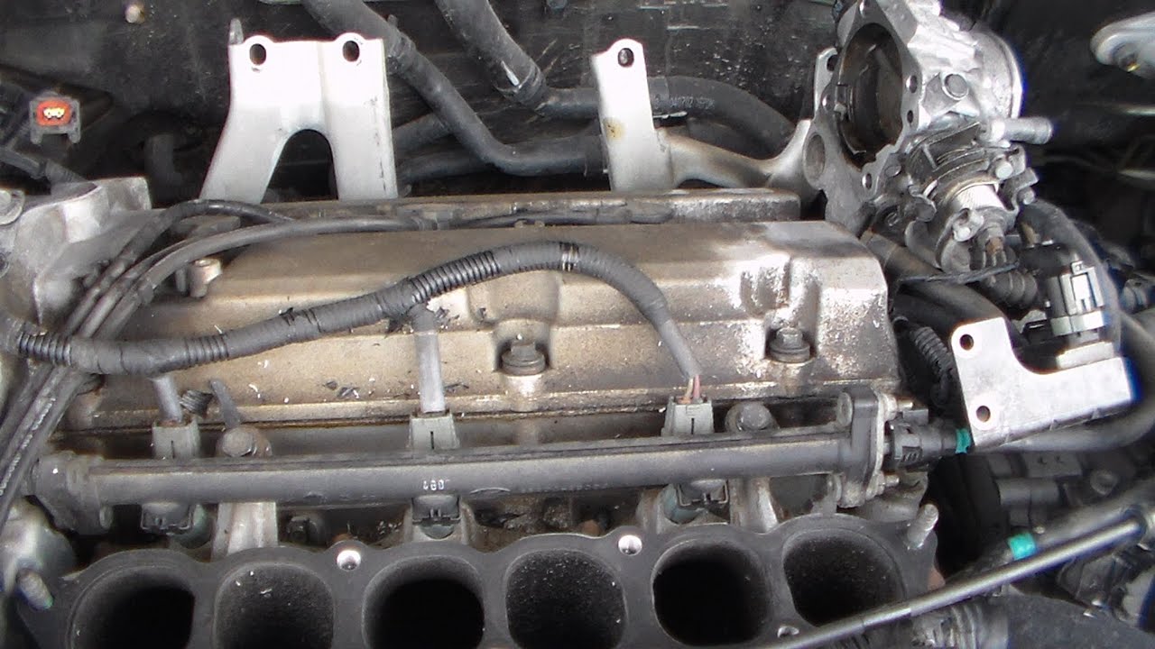 как снять задние свечи зажигания 2005 kia sedona часть 1