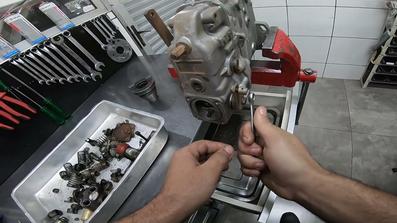 Desmontagem completa bomba injetora Valmet 85id