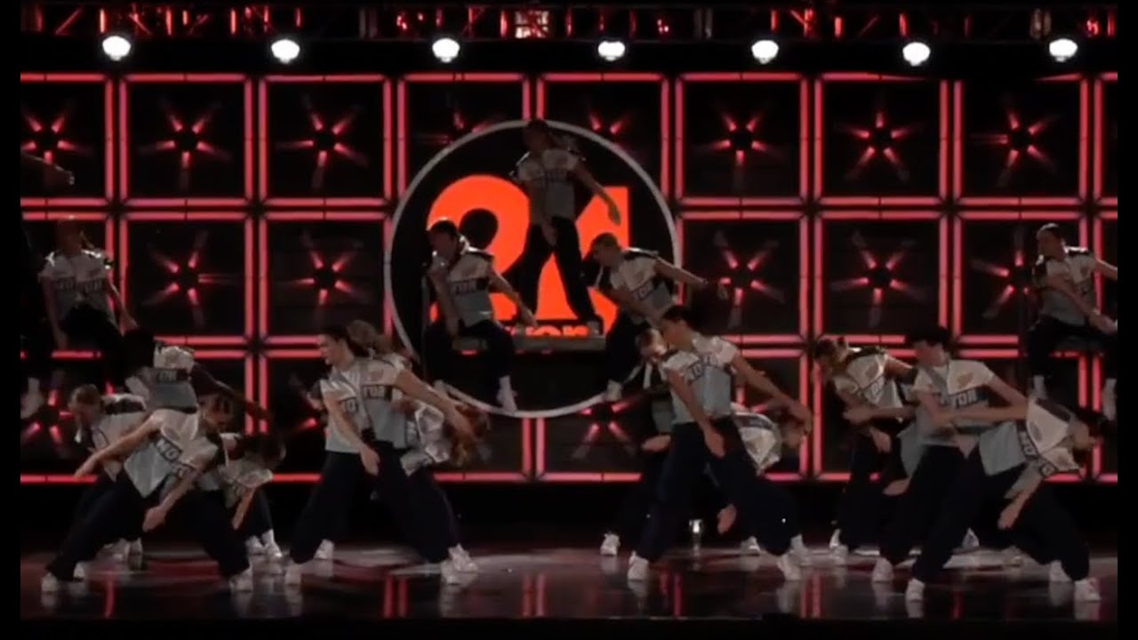 Expressenz Dance Center - Holla At The DJ