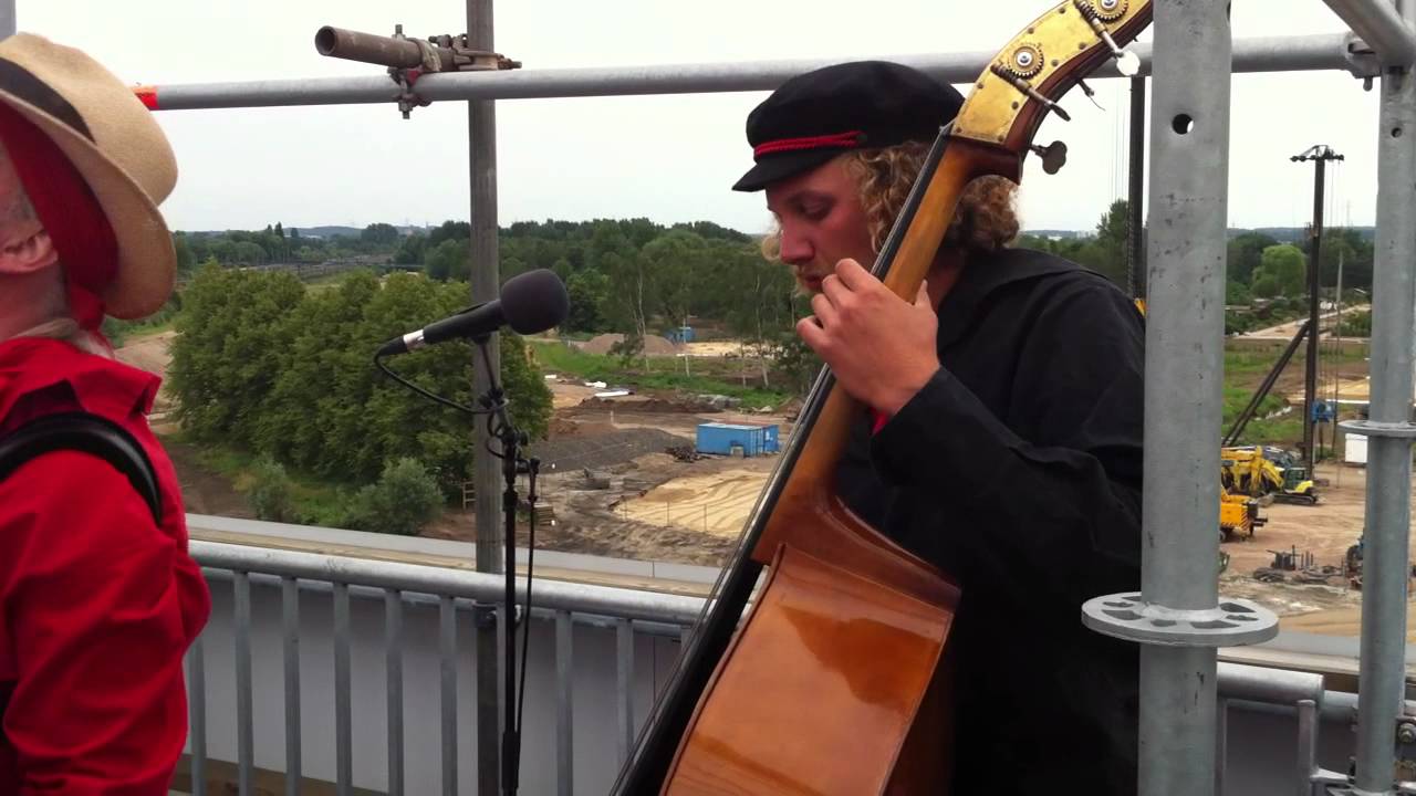 Die Alternative zur Hamburger Elbphilharmonie: Die Ulrich Kodjo Wendt Band auf dem IBA/igs Infoturm