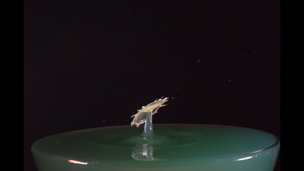 Water Drops Colliding