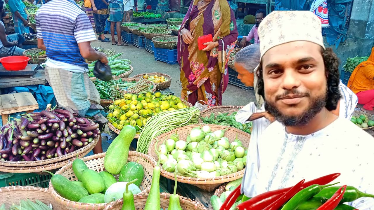 হরষপুর দেওয়ান বাজারে কমে গেছে কাঁচা মরিচের দাম ও সবজি....