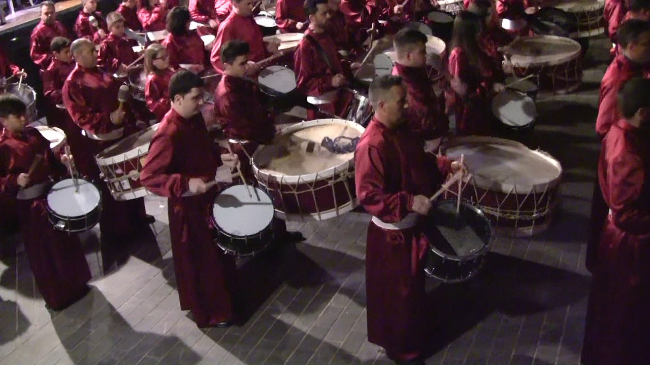 Tambors de Passió Almassora con la Marcha 