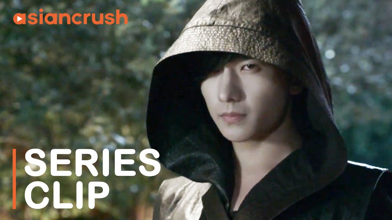 Mysterious emo boi keeps saving my life, then ghosting me | Clip from 'The Lost Tomb'