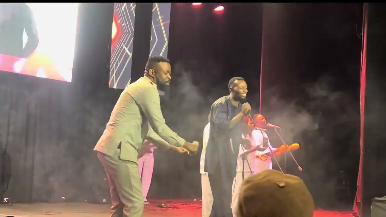 Baba Harare Live On Stage Sukai Moyo Wangu Ft Takesure Zama Ncube