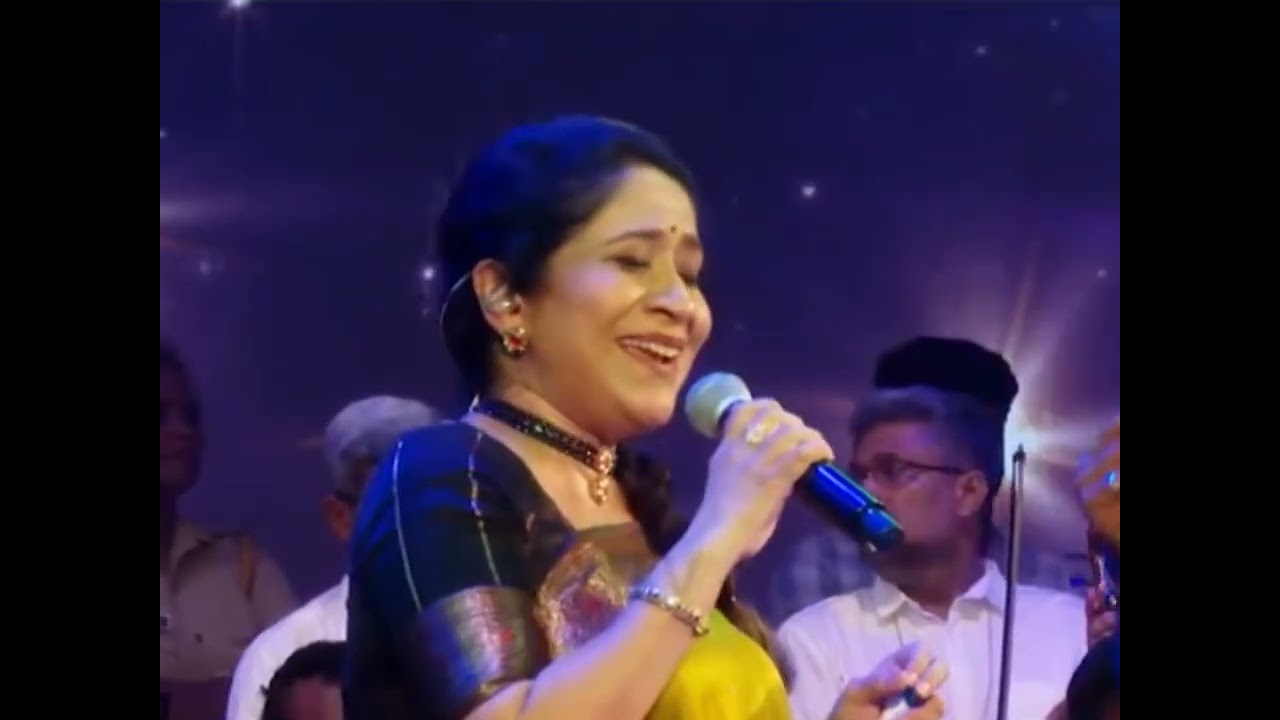 ഒരു നീണ്ട ഇടവേളക്ക് ശേഷം സുജാത ചേച്ചിയുടെ സ്റ്റേജ് പെർഫോമൻസ്.Sujatha on Stage after a long while.