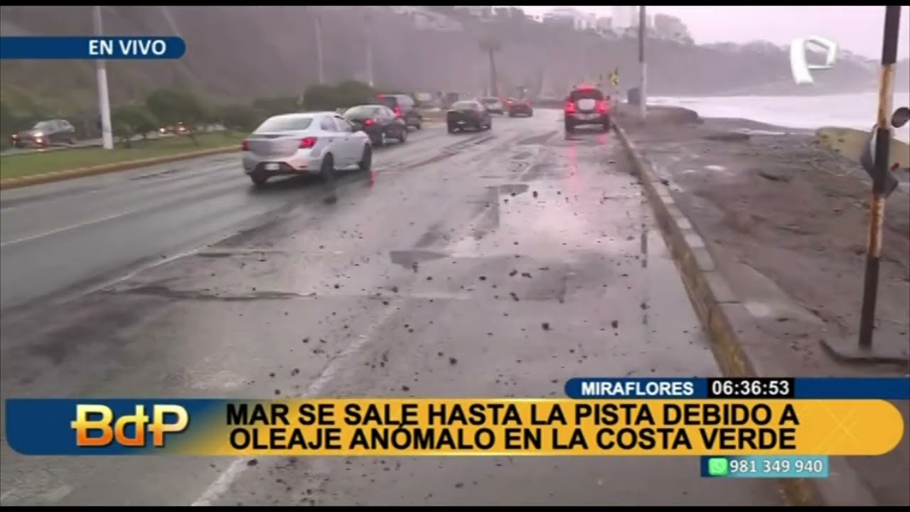 Oleaje anómalo: Mar se sale hasta la pista de la Costa Verde en Miraflores (1/2)