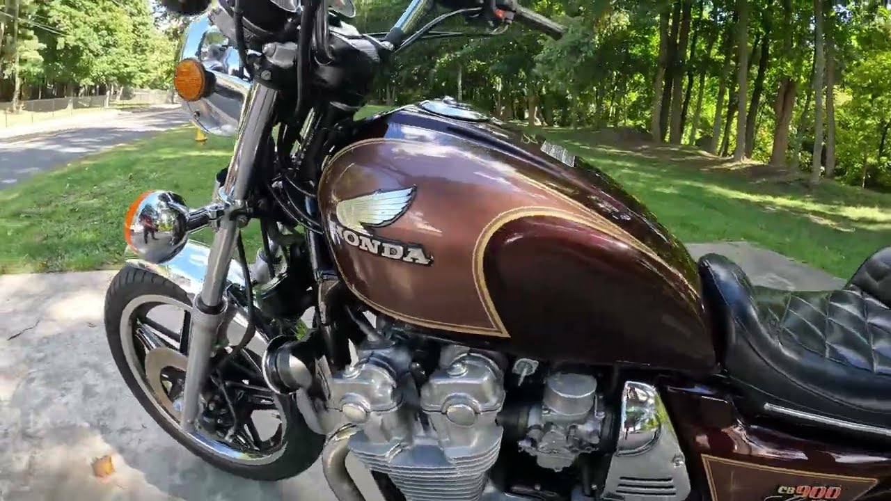 Является ли этот Honda CB900C Custom 1981 года лучшим, что вы видели?