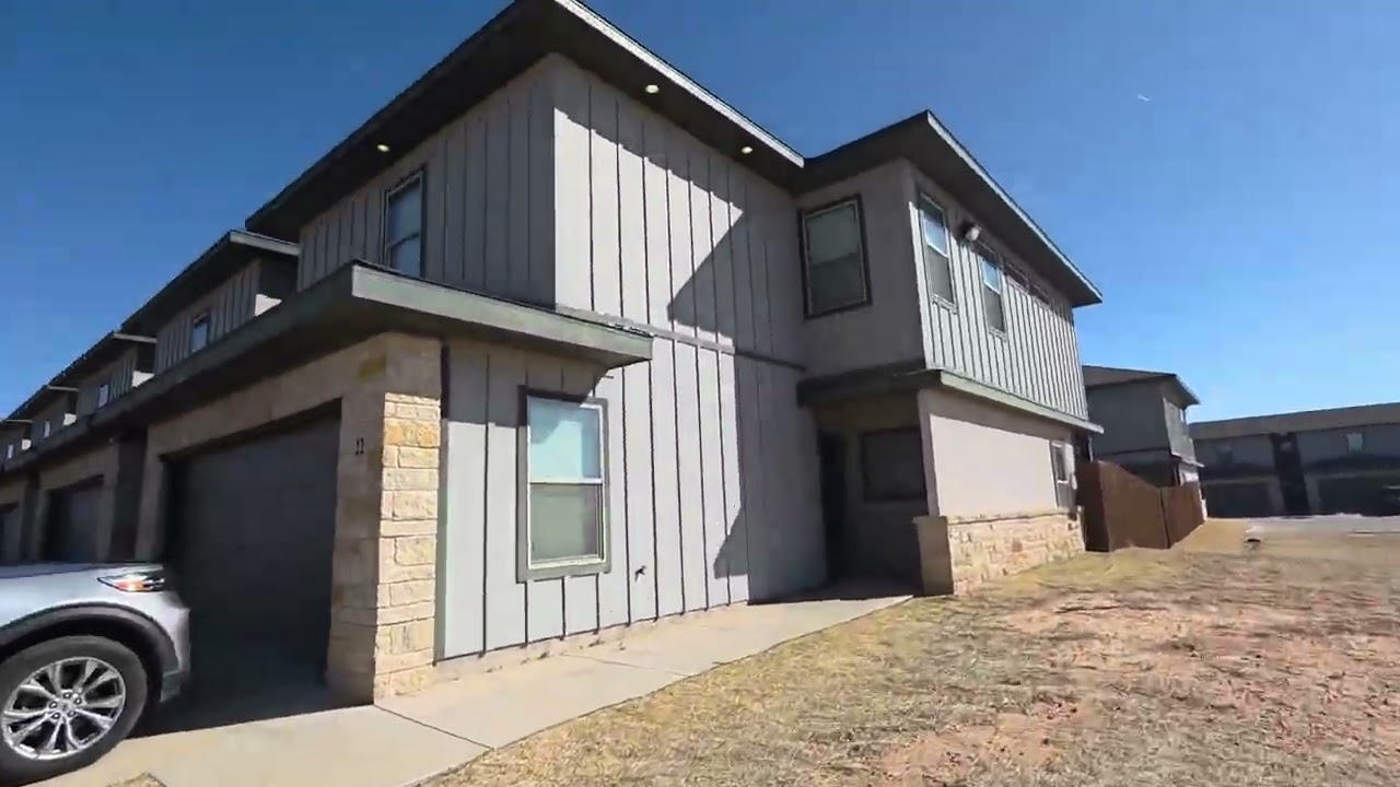 West End Townhomes - Lubbock, TX