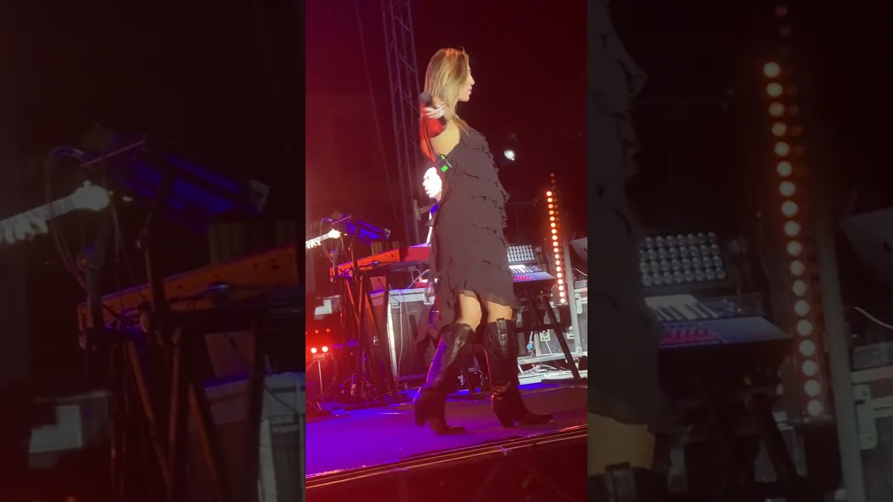Anna Tatangelo - Un nuovo bacio @ Villarosa (EN)