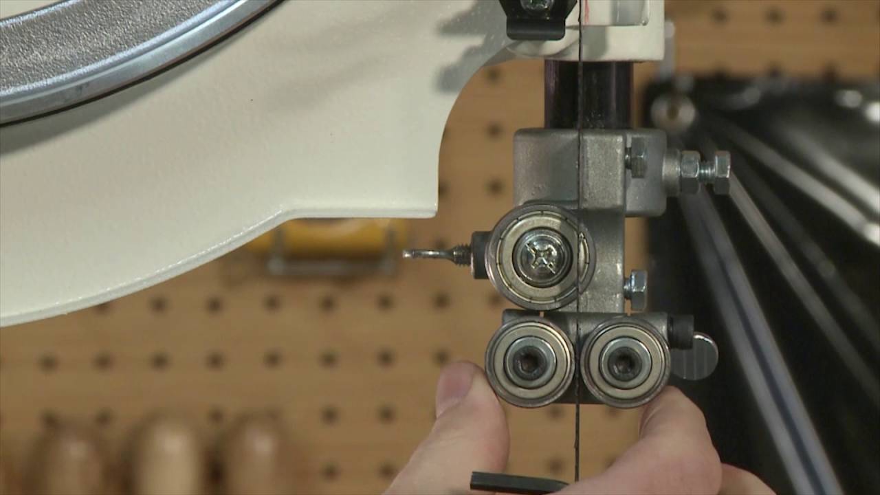 How to Adjust Blade Guides & Support Bearings for G0555 Bandsaw Series
