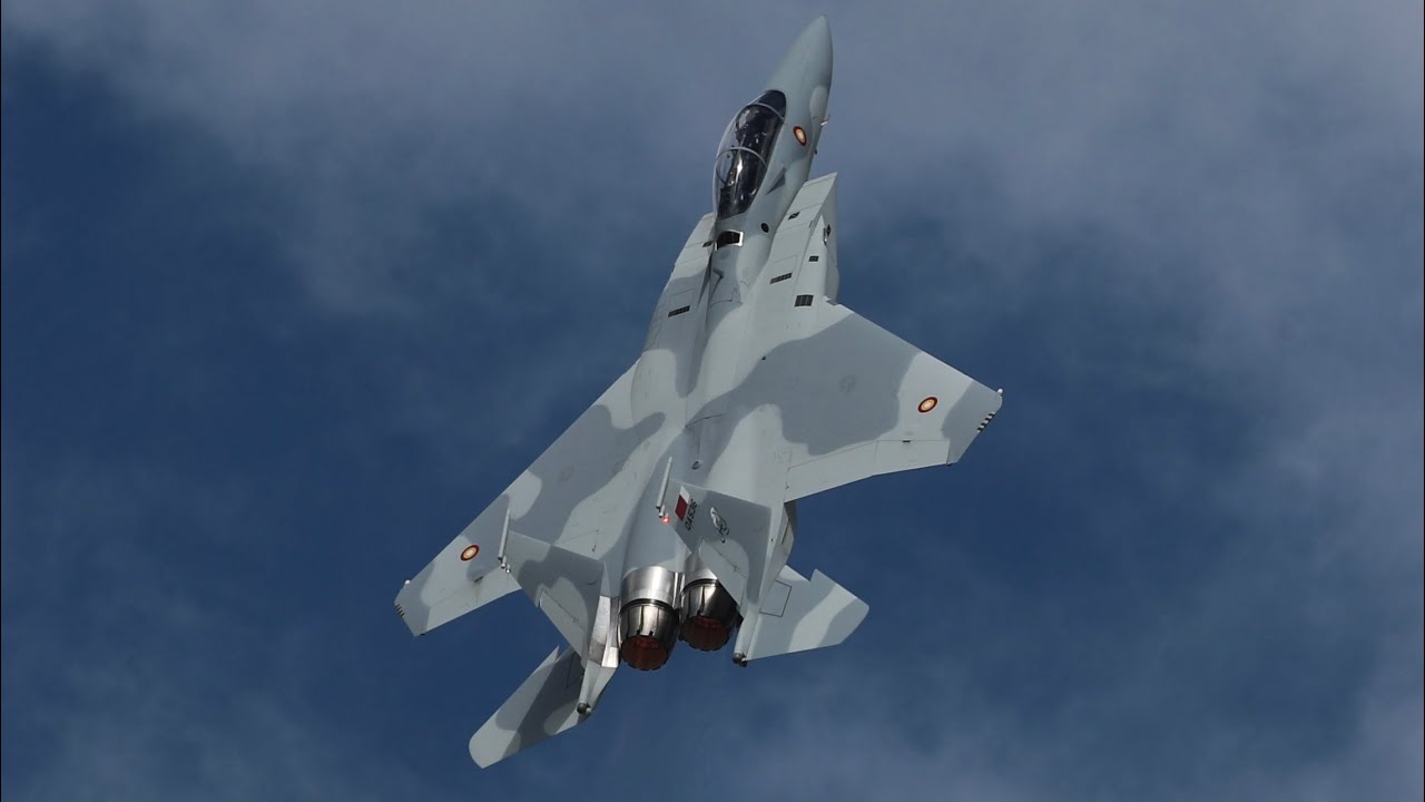 F-15QA START UP AND FULL DISPLAY WITH TAIL SLIDE AT FARNBOROUGH INTERNATIONAL AIRSHOW 2024 - 4K
