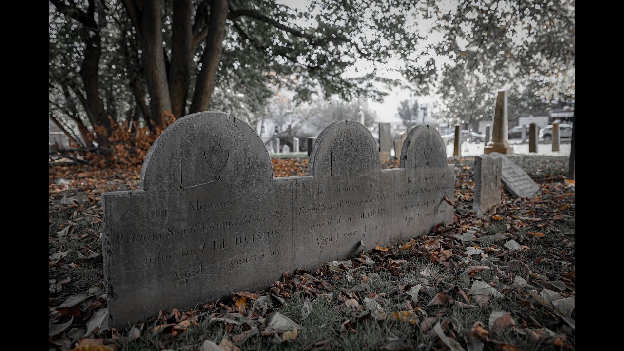 Bunker Hill Burying Ground - Charlestown, Massachusetts