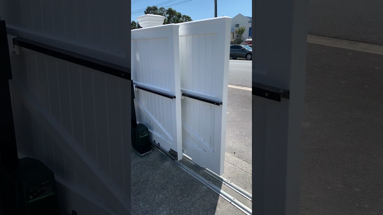 Telescopic Gate automated by Dudley's (New Zealand)swinggateopener#swinggateopeners