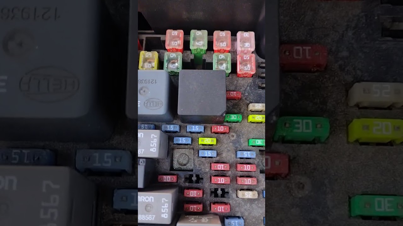 GMC Yukon remote Receiver Location PT1