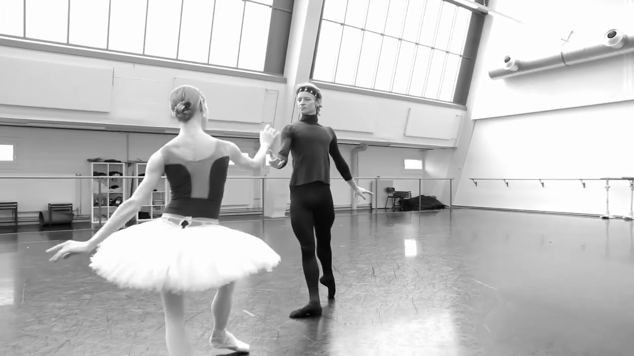 Theme & Variations Balanchine’s Iana Salenko Danil Simkin