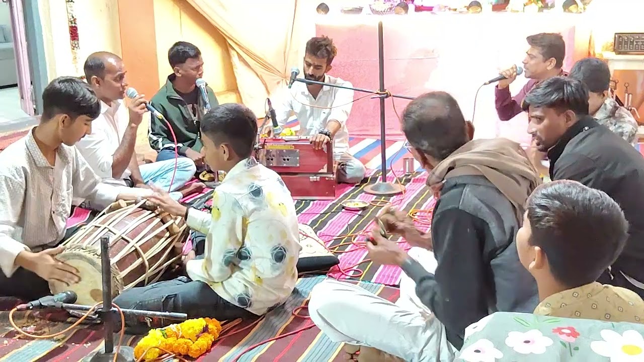 माझ्या शिवरायांना मानाचा मुजरा |Majhya Shivrayanna Manacha Mujra  ( पोवाडा )  बुवा श्री अक्षय भोईर