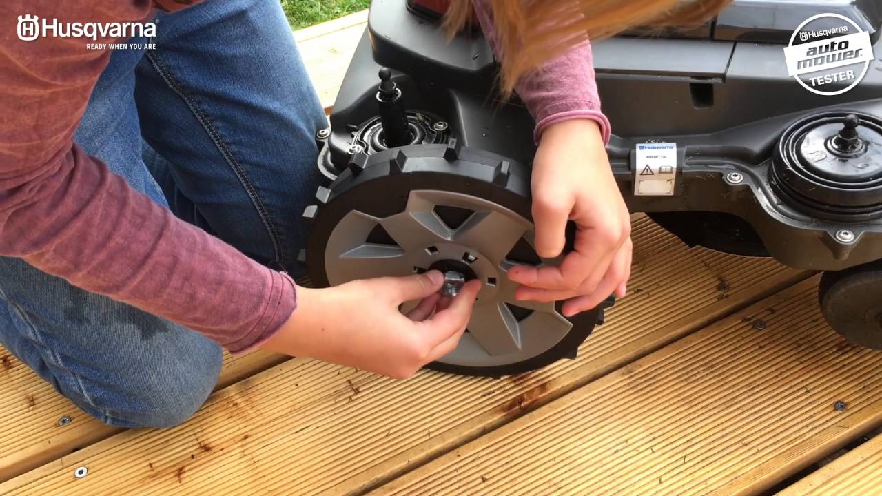 Husqvarna Automower®   04 Terrain Kit