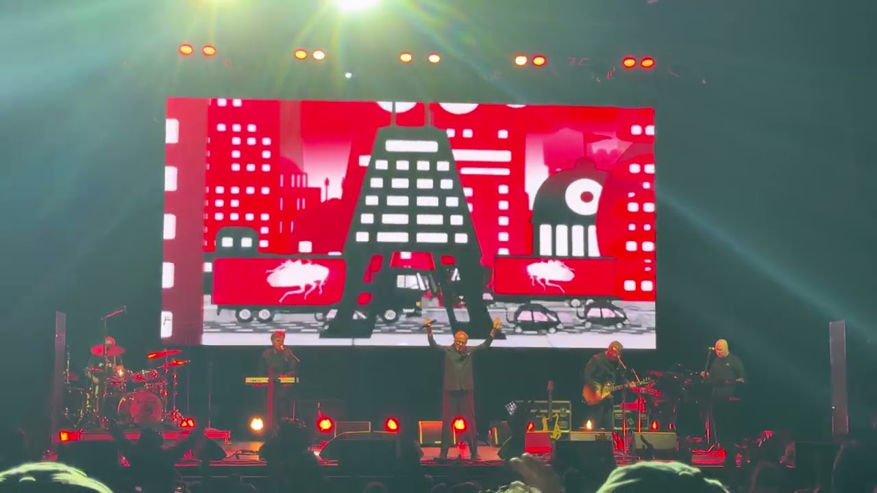 Devo - 01 Don't Shoot (I'm a Man) - Xfinity Center Mansfield MA October 2nd 2025